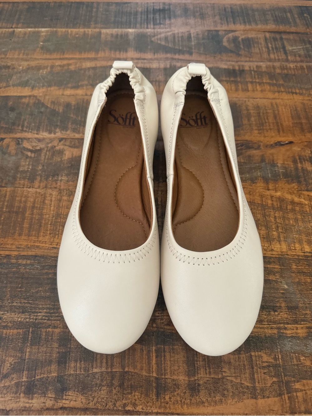 Sofft Cream Kenni Leather Ballet Flats